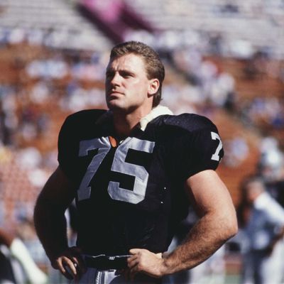 Howie Long  Pro Football Hall of Fame